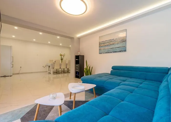 Gorgeous Apartment In Dracevac Ninski * Dracevac Ninski