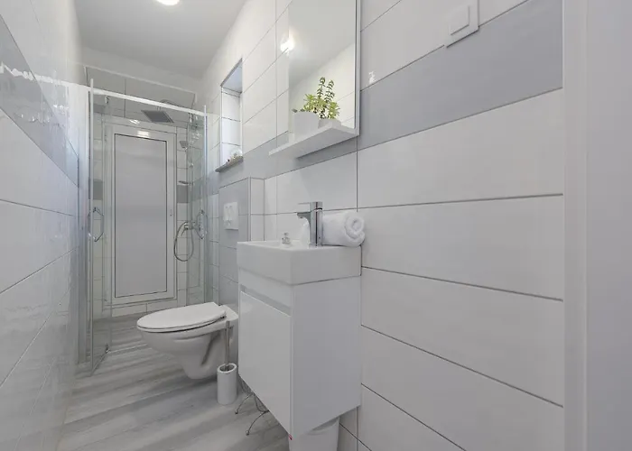 Gorgeous Apartment In Dracevac Ninski *