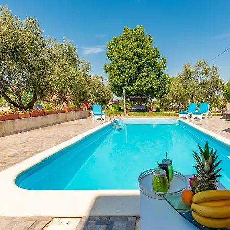 Ferienhaus Gorgeous Apartment In Dracevac Ninski Dracevac Ninski