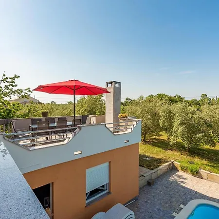 Gorgeous Apartment In Dracevac Ninski 度假居 Dracevac Ninski