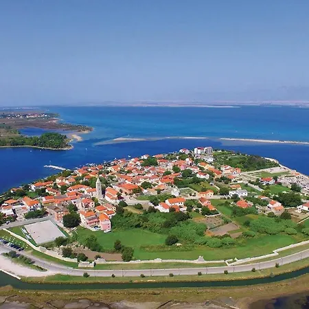 Gorgeous Apartment In Dracevac Ninski * Dracevac Ninski