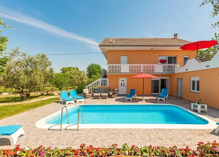 Gorgeous Apartment In Dracevac Ninski * Dracevac Ninski